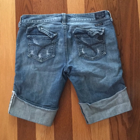 Hint Jean Shorts Sz 11 - Picture 2 of 4
